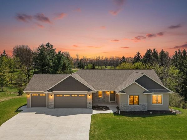 309 Drumlin Loop, Ripon, WI 54971