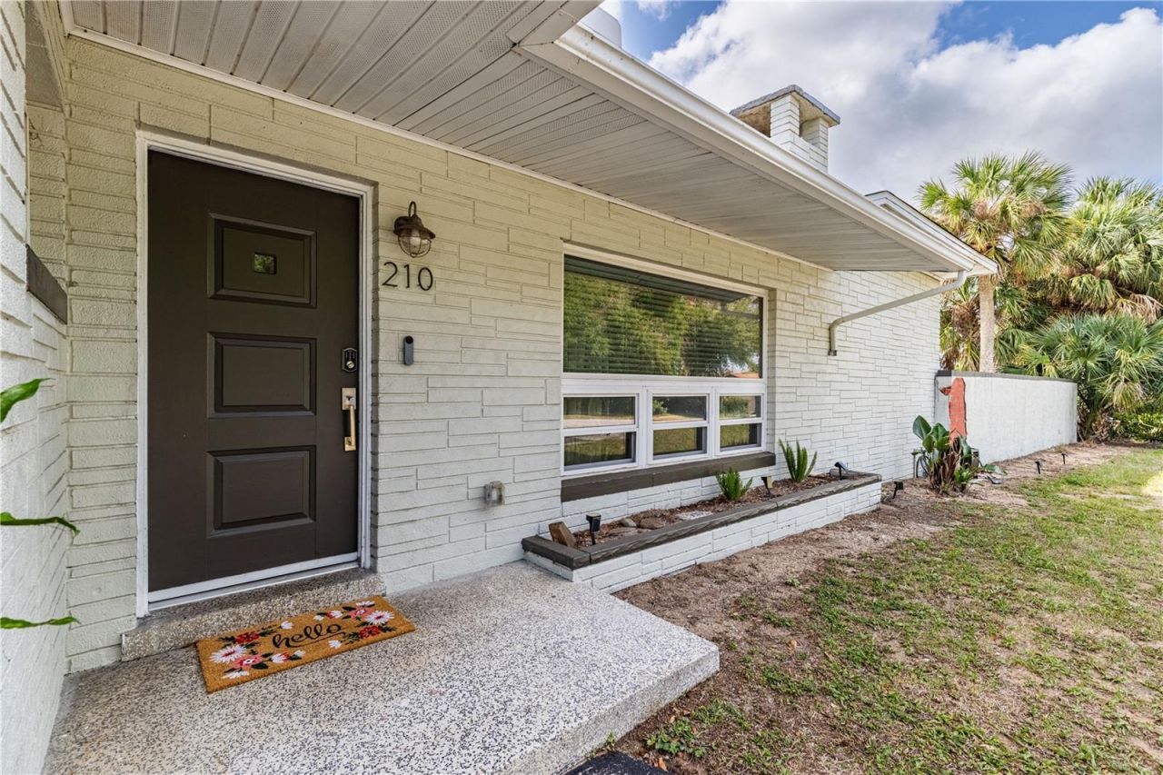 210 Donna Street, Tavares, FL 32778 Photo