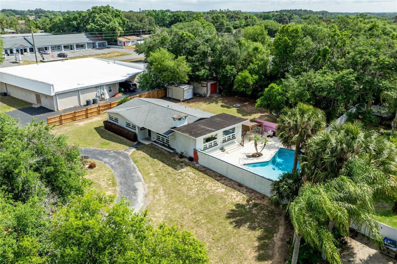210 Donna Street, Tavares, FL 32778 Photo