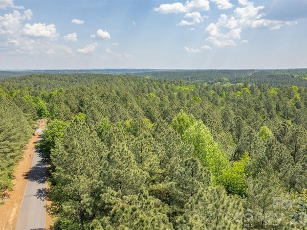 1518 W Paradise Harbor Drive, Connelly Springs, NC 28612