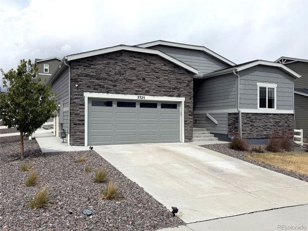 5325 Trails Edge Lane , Castle Rock, CO 80104