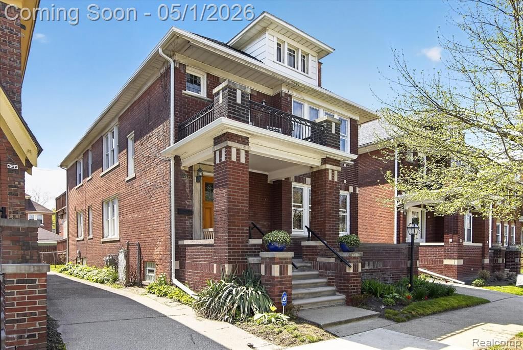 925 Nottingham, Grosse Pointe Park, MI 48230 Main Photo