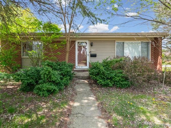 30539 Longfellow Avenue, Madison Heights, MI 48071
