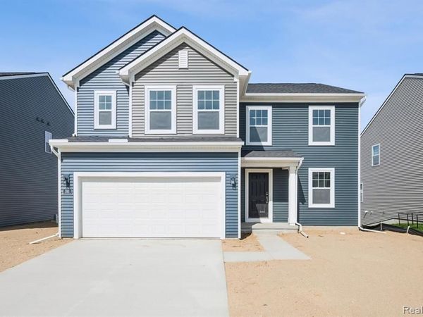391 Edge Brook Drive W, Holly Twp, MI 48442