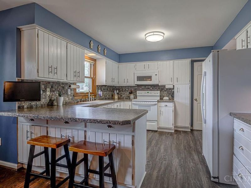 6826 Wetheridge Drive, Anderson Twp, OH 45230 Photo 12