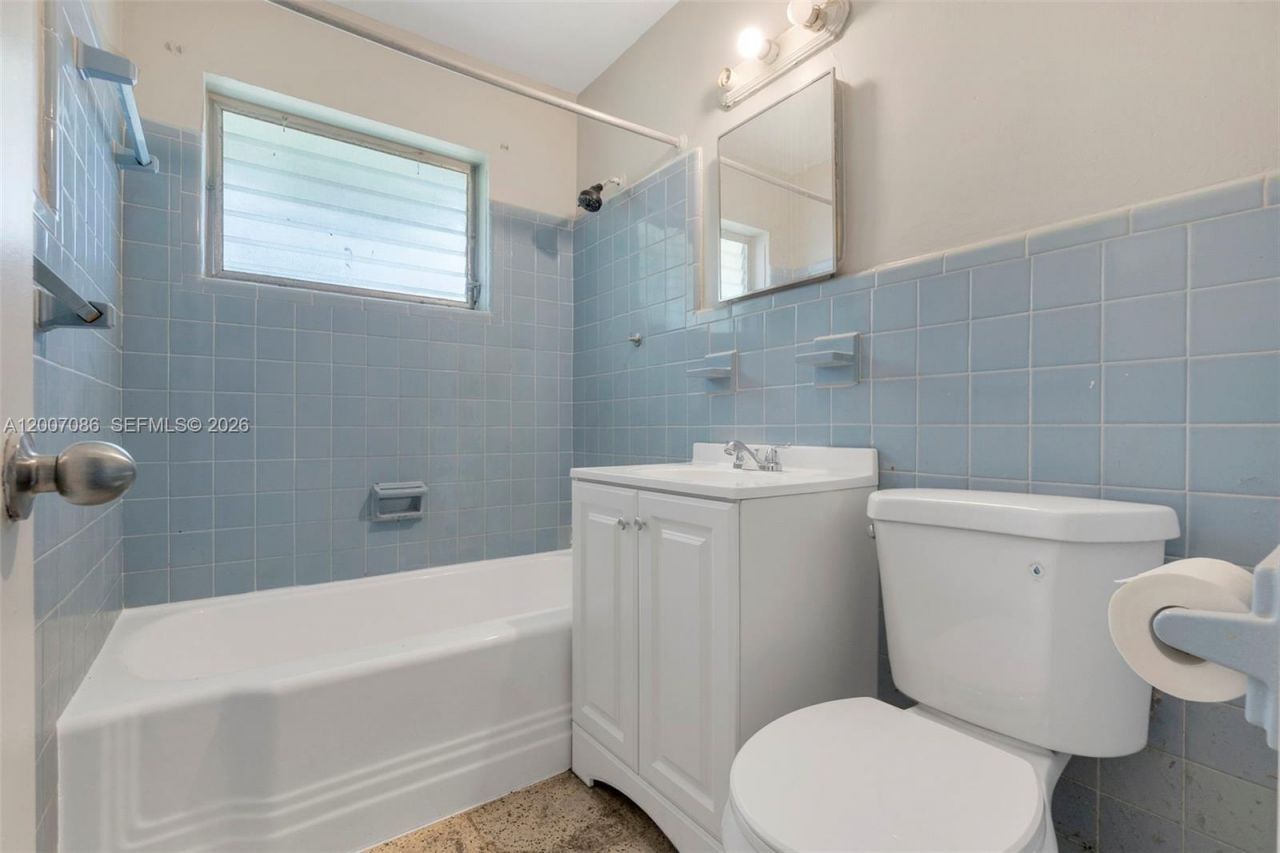 923 N 17th Ave, Unit 2, Hollywood, FL 33020 Photo