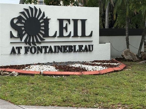 9711 Fontainebleau Blvd, Unit D101, Miami, FL 33172