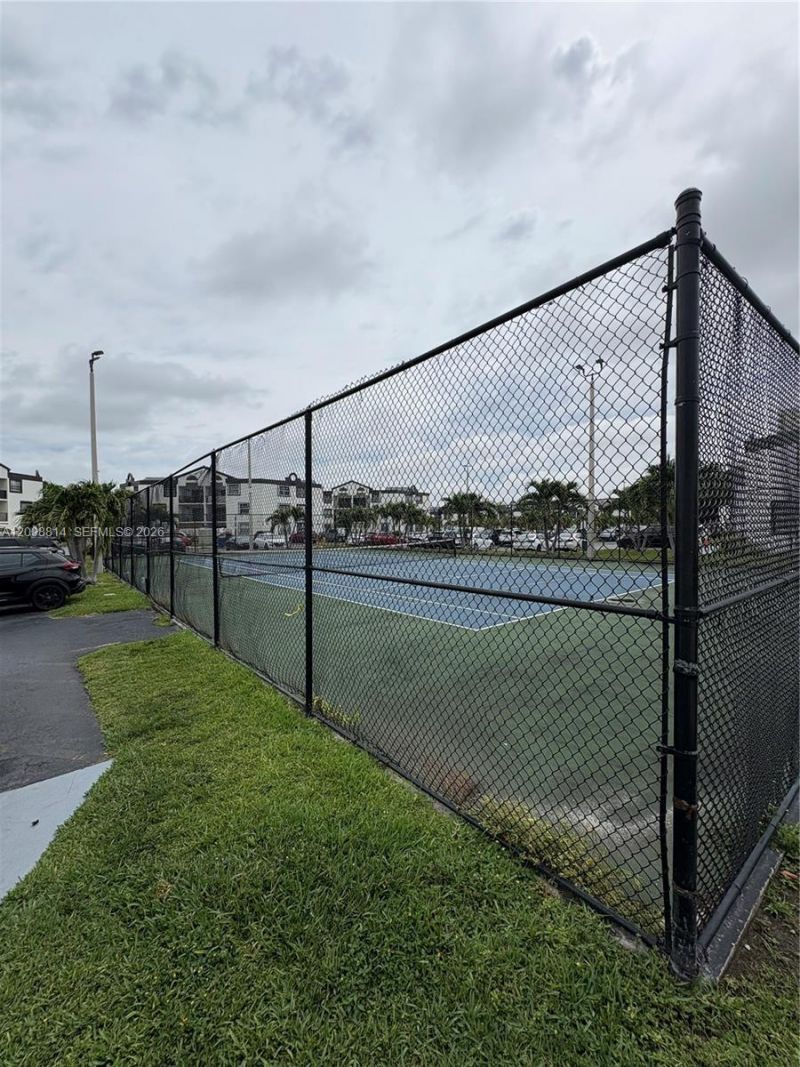 9711 Fontainebleau Blvd, Unit D101, Miami, FL 33172 Photo