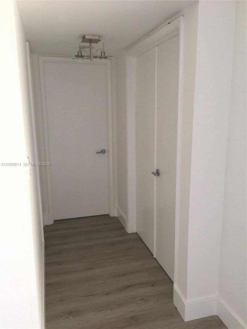 9711 Fontainebleau Blvd, Unit D101, Miami, FL 33172 Photo