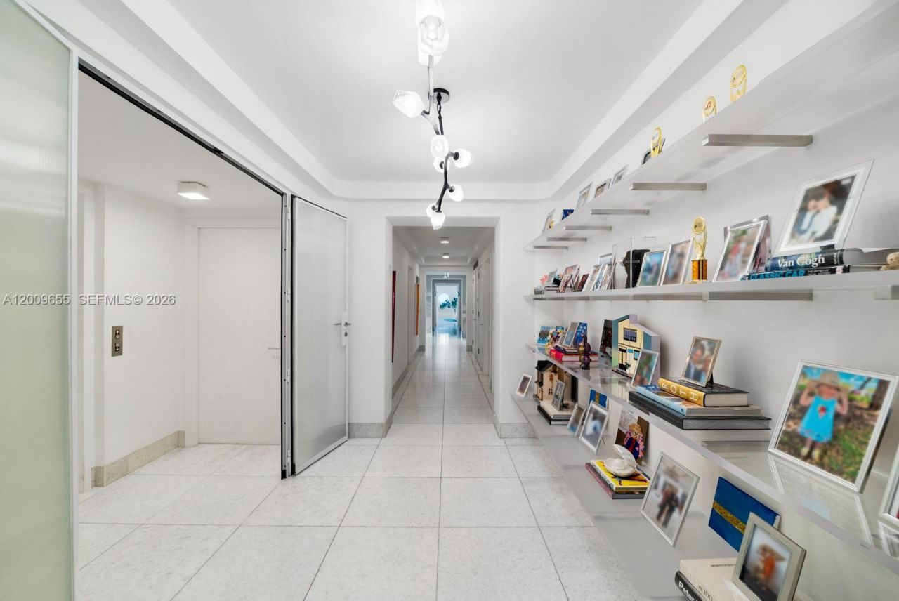 5801 Collins Ave , Unit 1200, Miami Beach, FL 33140 Photo
