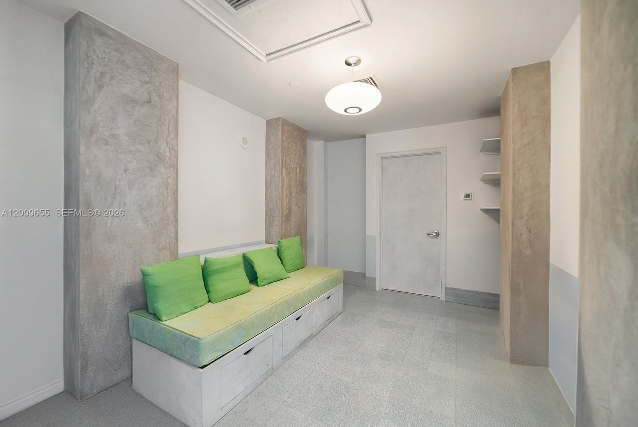 5801 Collins Ave , Unit 1200, Miami Beach, FL 33140 Photo
