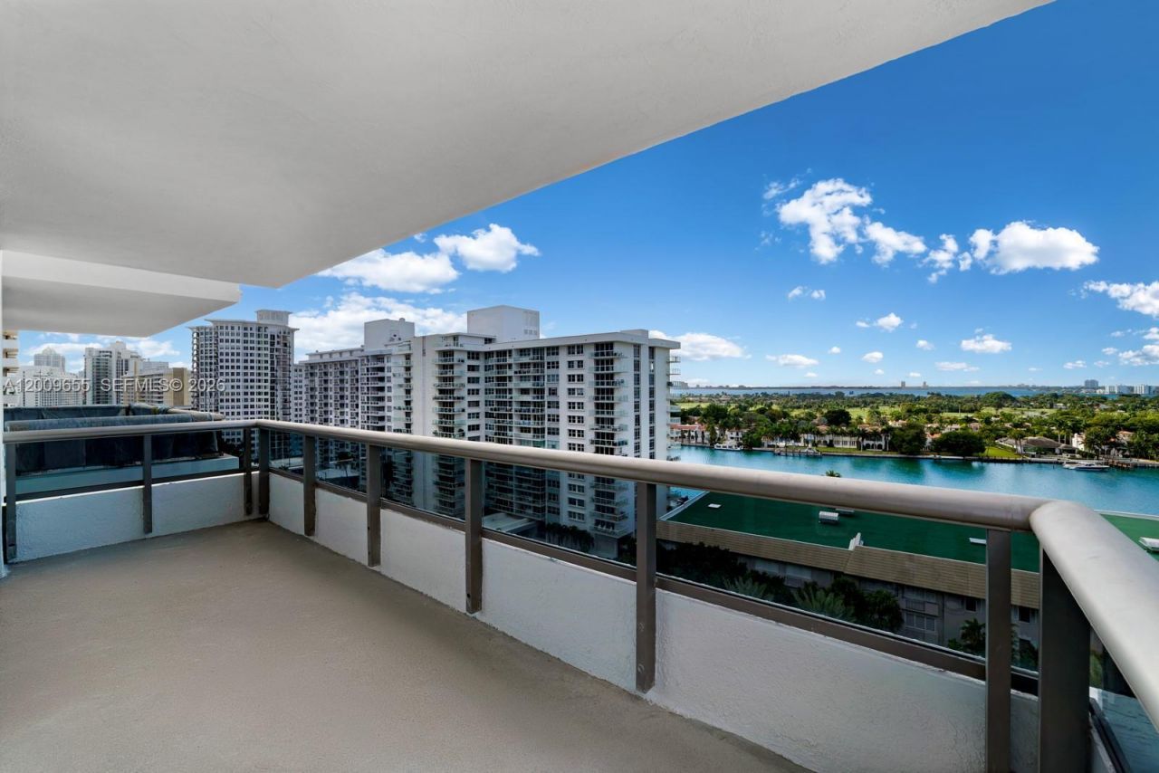 5801 Collins Ave , Unit 1200, Miami Beach, FL 33140 Photo