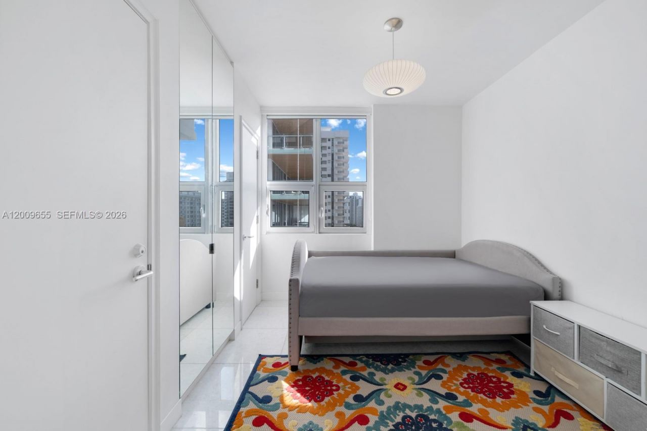 5801 Collins Ave , Unit 1200, Miami Beach, FL 33140 Photo