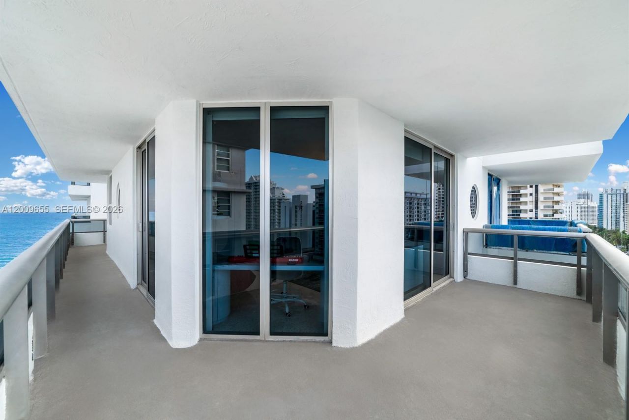 5801 Collins Ave , Unit 1200, Miami Beach, FL 33140 Photo