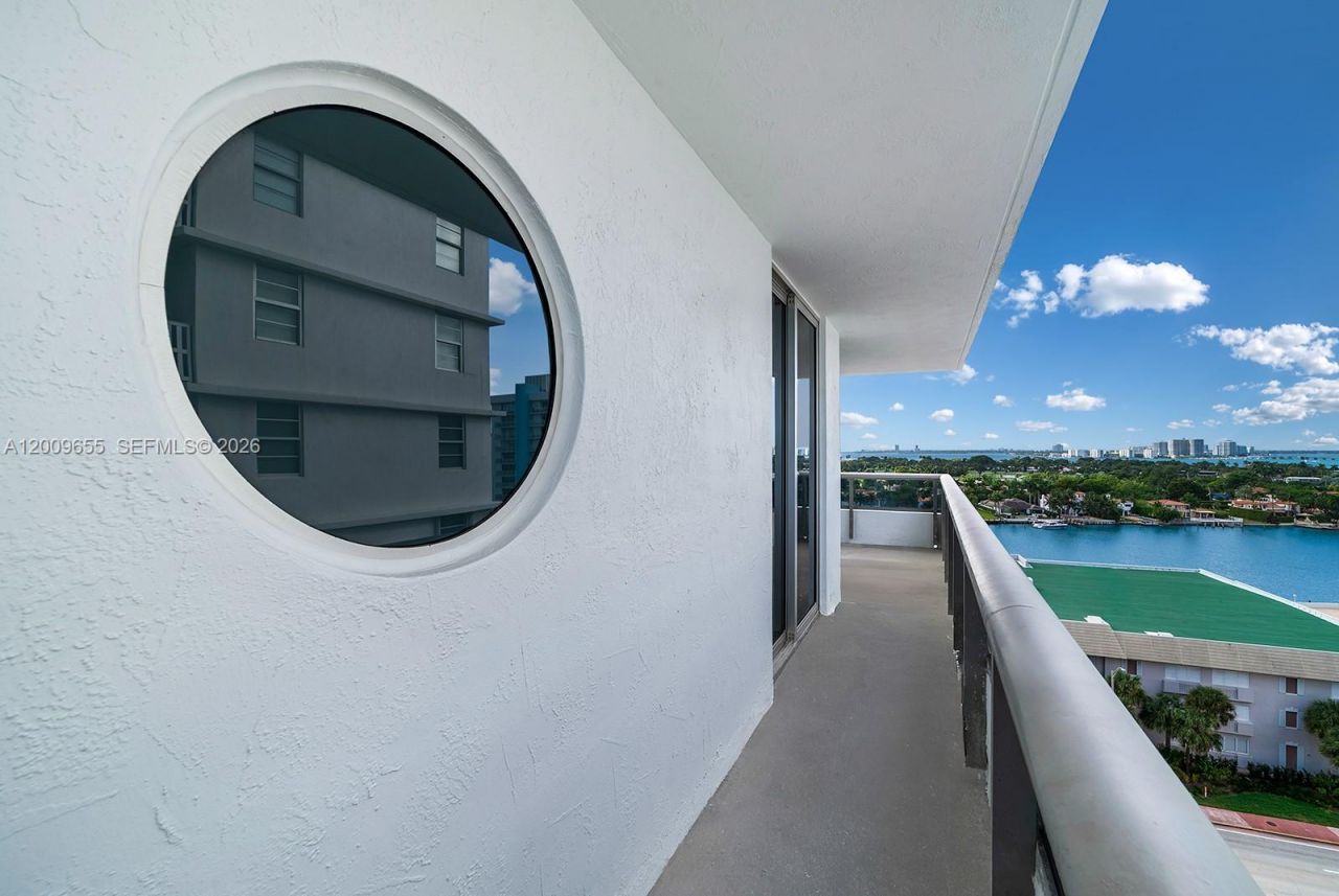 5801 Collins Ave , Unit 1200, Miami Beach, FL 33140 Photo