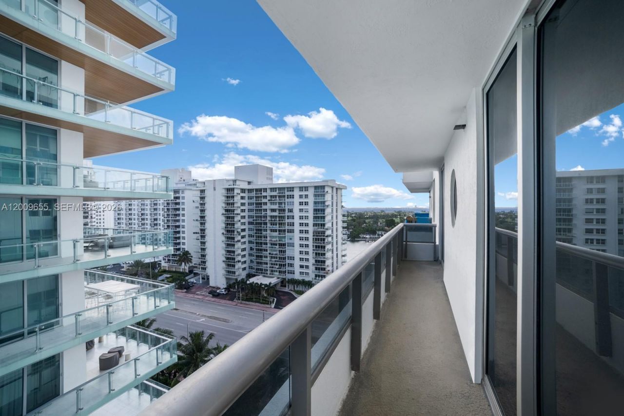 5801 Collins Ave , Unit 1200, Miami Beach, FL 33140 Photo