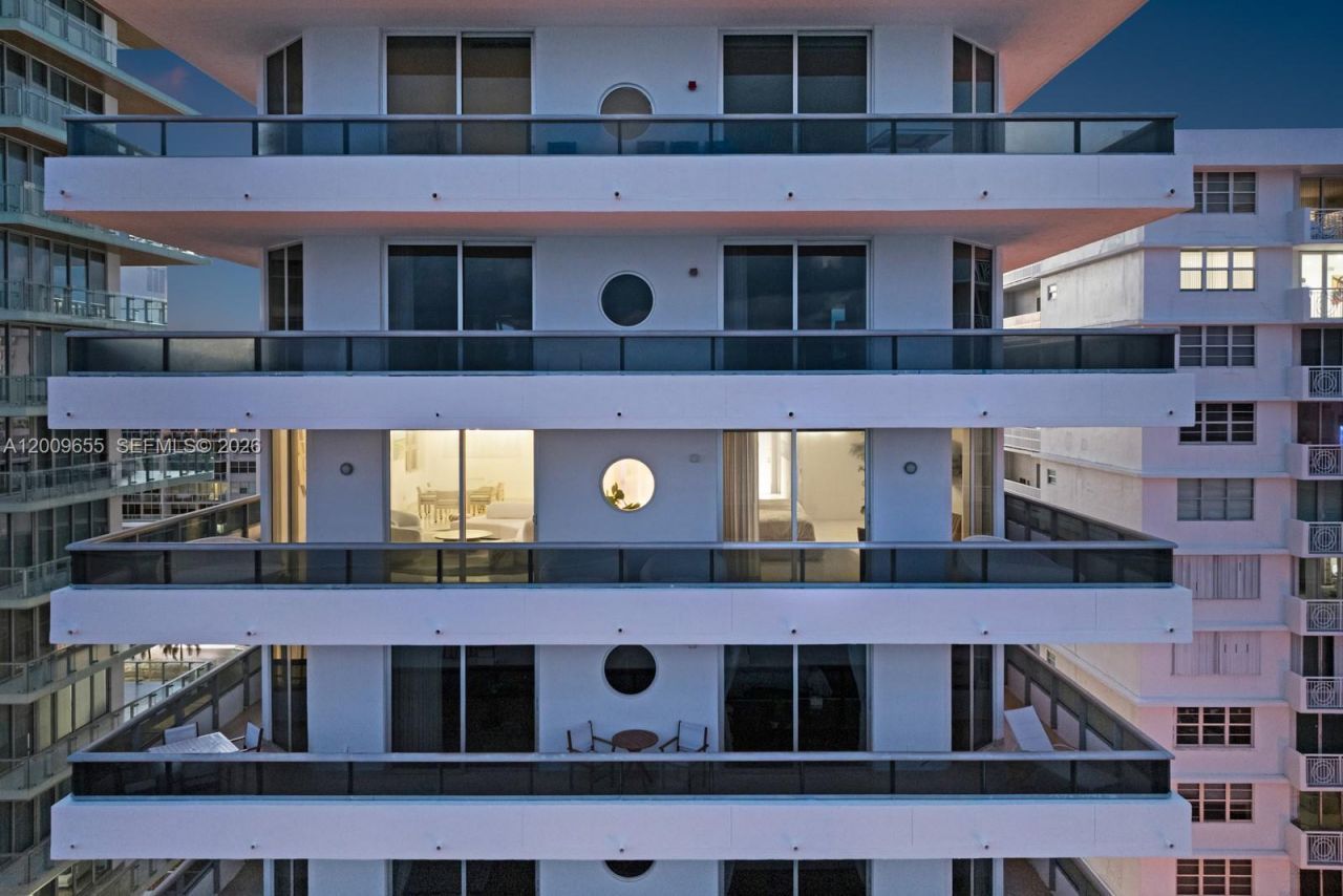 5801 Collins Ave , Unit 1200, Miami Beach, FL 33140 Photo