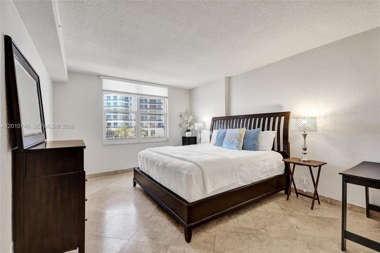 2501 S Ocean Dr , Unit 414, Hollywood, FL 33019 Photo