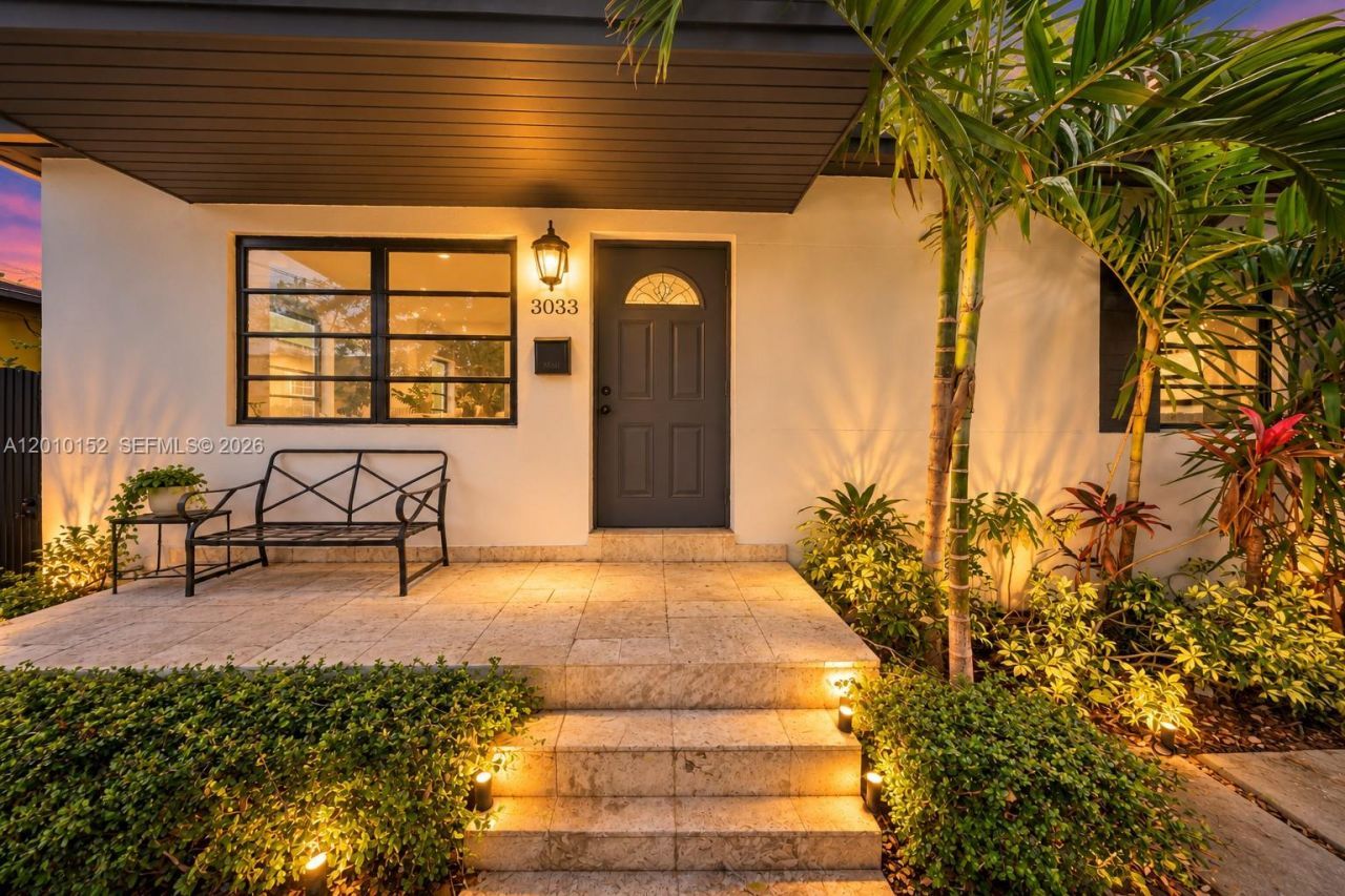 3033 Hibiscus Street, Miami, FL 33133 Photo