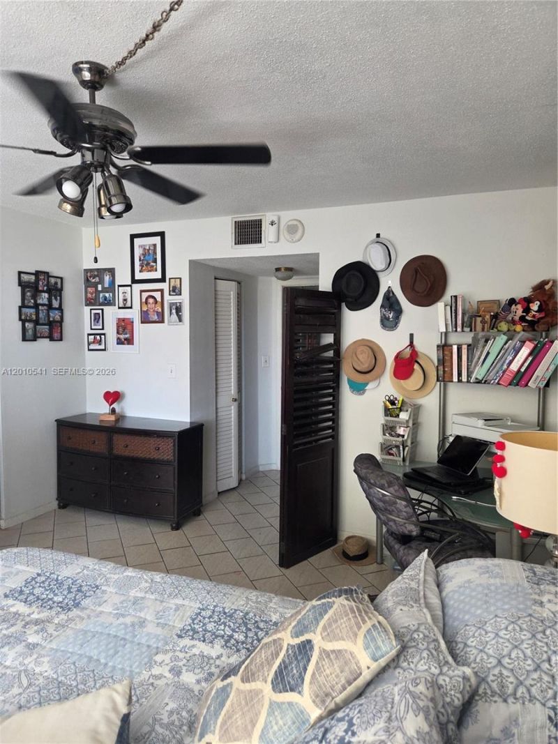 1817 S Ocean Dr , Unit 325, Hallandale Beach, FL 33009 Photo