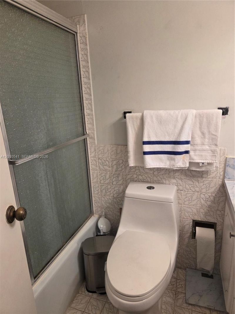 1817 S Ocean Dr , Unit 325, Hallandale Beach, FL 33009 Photo