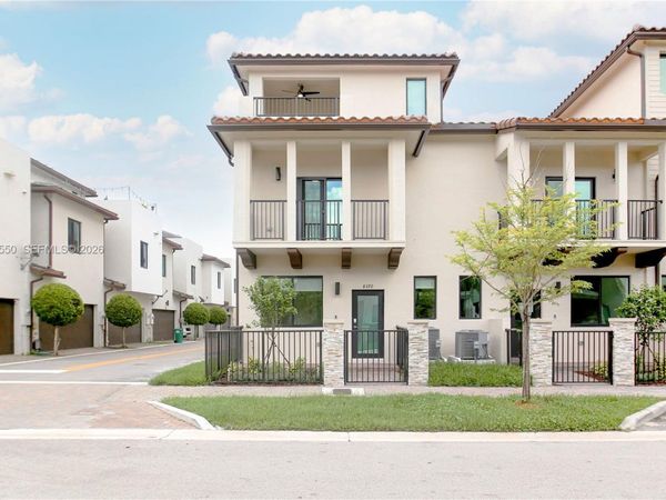 8370 NW 49th St , Unit 8370, Doral, FL 33166