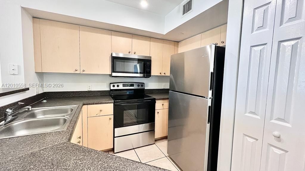 4241 San Marino Boulevard , Unit 108, West Palm Beach, FL 33409 Photo