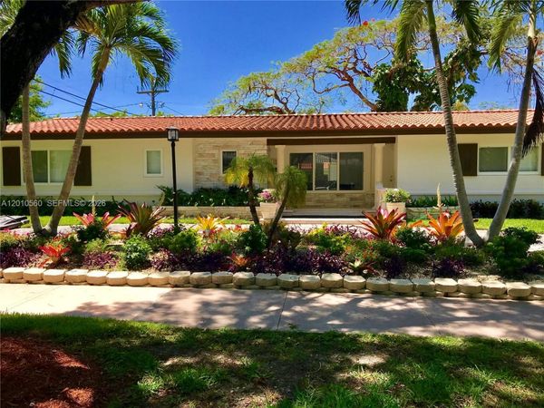 1542 Siena Ave , Coral Gables, FL 33146