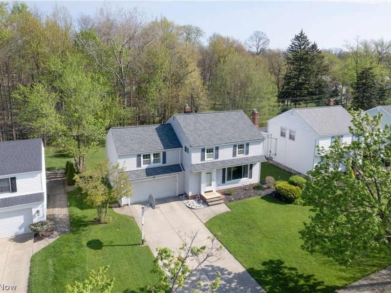 5297 Marian Drive, Lyndhurst, OH 44124 Photo 3
