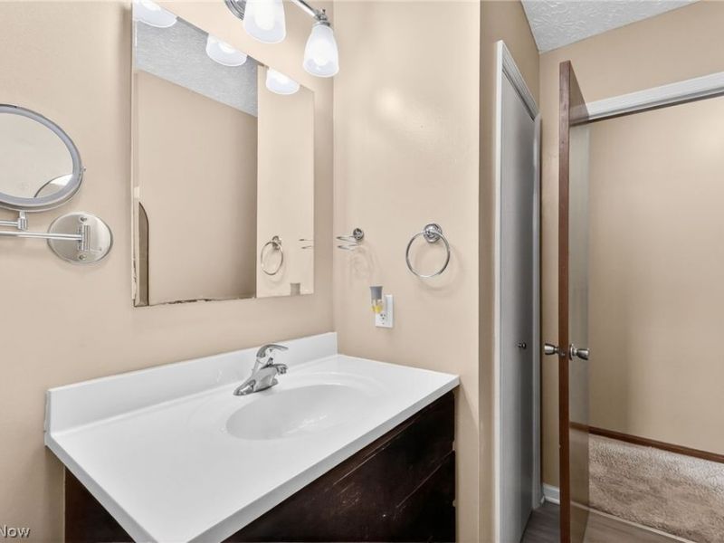 878 Marilyn Drive, Wooster, OH 44691 Photo 13