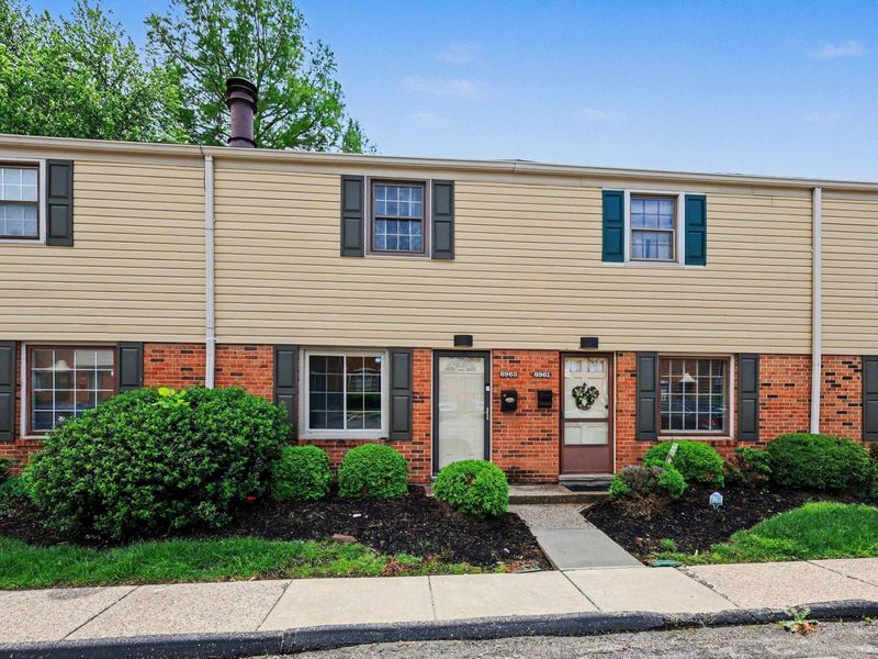 6963 Curtis Way, Florence, KY 41042 Photo 2