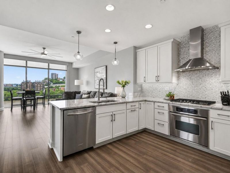 400 Riverboat, Unit 902, Newport, KY 41071 Photo 7