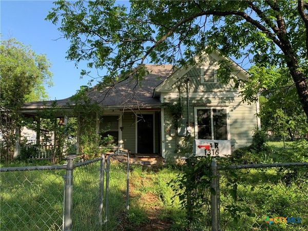 1316 Brady Avenue, Brownwood, TX 76801