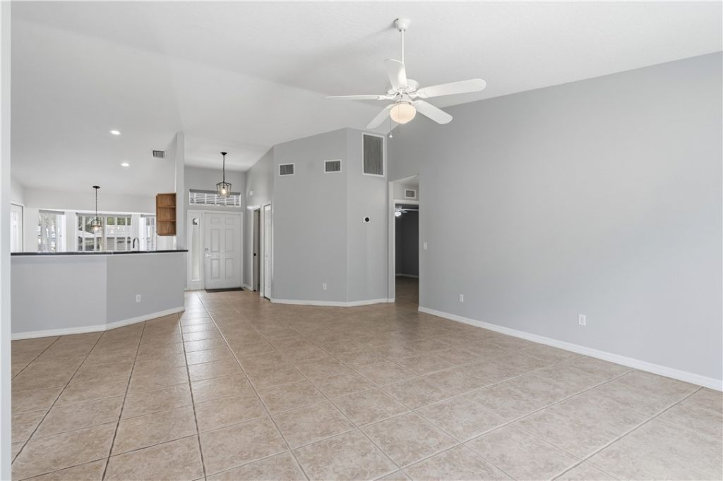 352 Quarry Lane, Sebastian, FL 32958 Photo