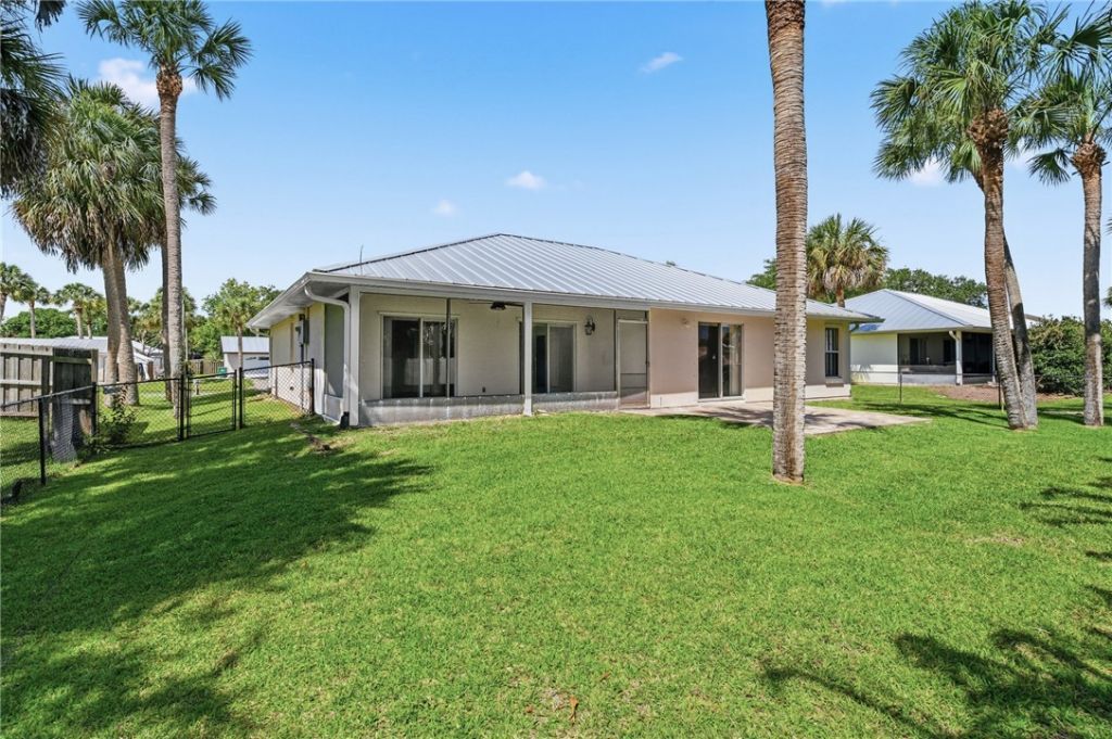 352 Quarry Lane, Sebastian, FL 32958 Photo