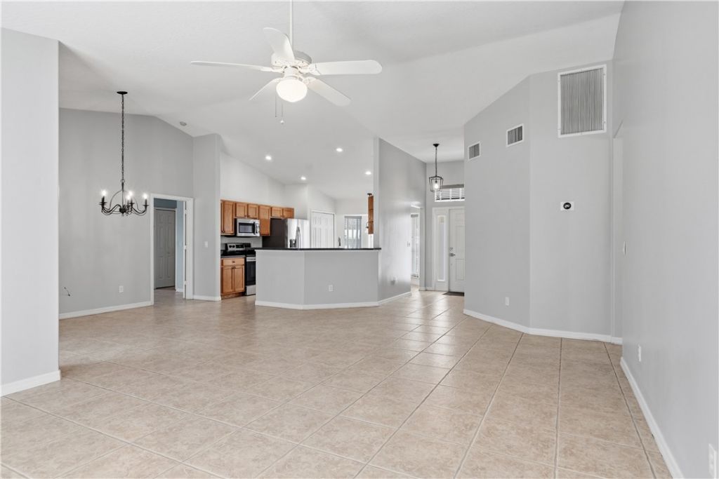 352 Quarry Lane, Sebastian, FL 32958 Photo