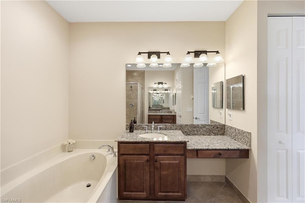 6532 Monterey Pt, Unit 202, Naples, FL 34105 Photo