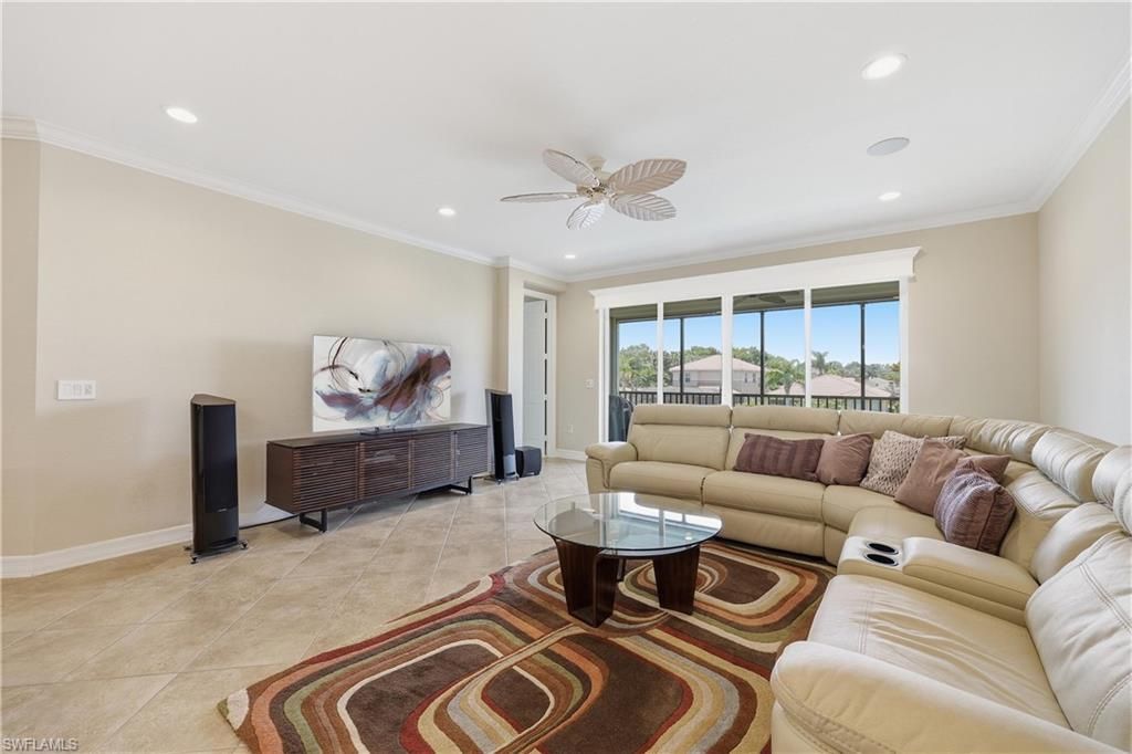 6532 Monterey Pt, Unit 202, Naples, FL 34105 Photo
