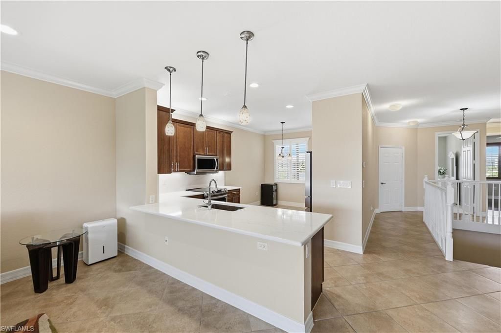6532 Monterey Pt, Unit 202, Naples, FL 34105 Photo