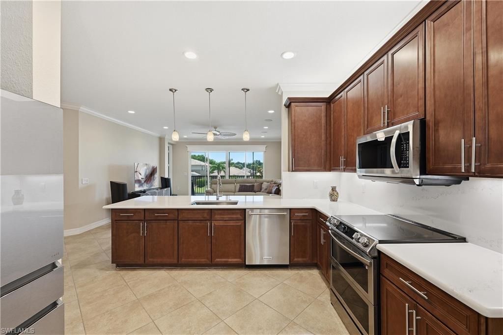 6532 Monterey Pt, Unit 202, Naples, FL 34105 Photo
