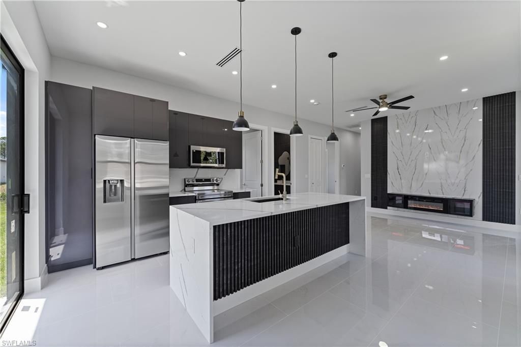 320 Long Ave S, Lehigh Acres, FL 33974 Photo