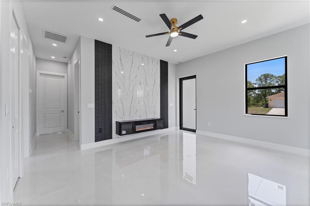 320 Long Ave S, Lehigh Acres, FL 33974 Photo