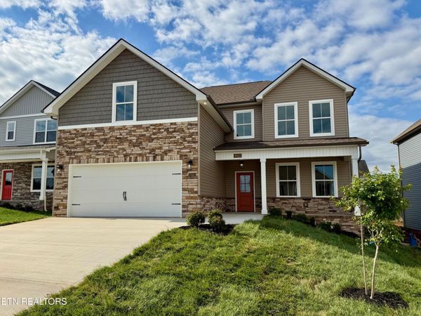 8922 Queensdale Lane, Knoxville, TN 37924