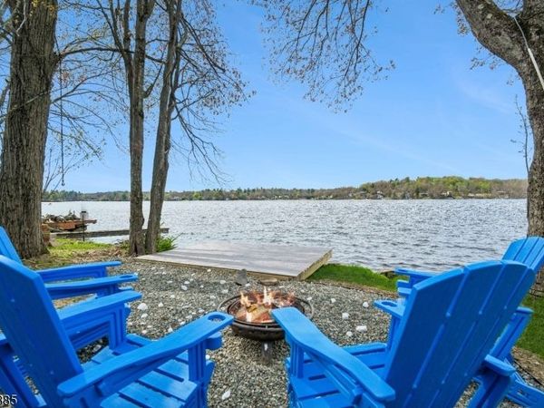 119 Lake Shore Dr, West Milford, NJ 07421