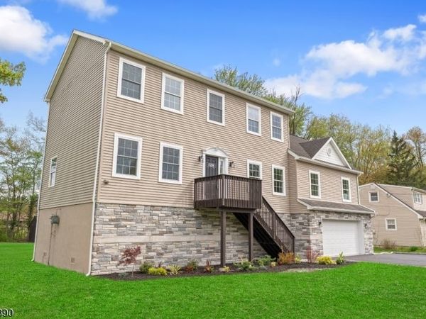 128 Big Piece Rd, Fairfield, NJ 07004