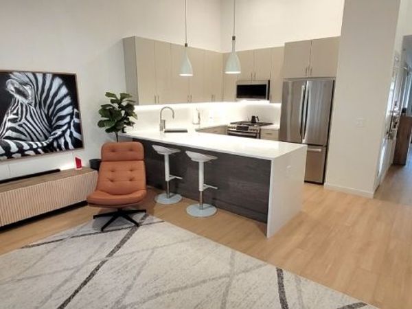 7 Soho Dr, Unit 115, Jersey, NJ 07305