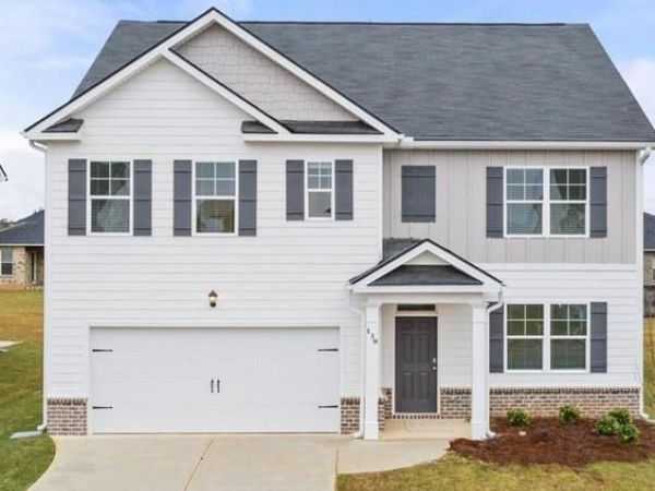 8559 Secretariat Drive , Lithonia, GA 30058