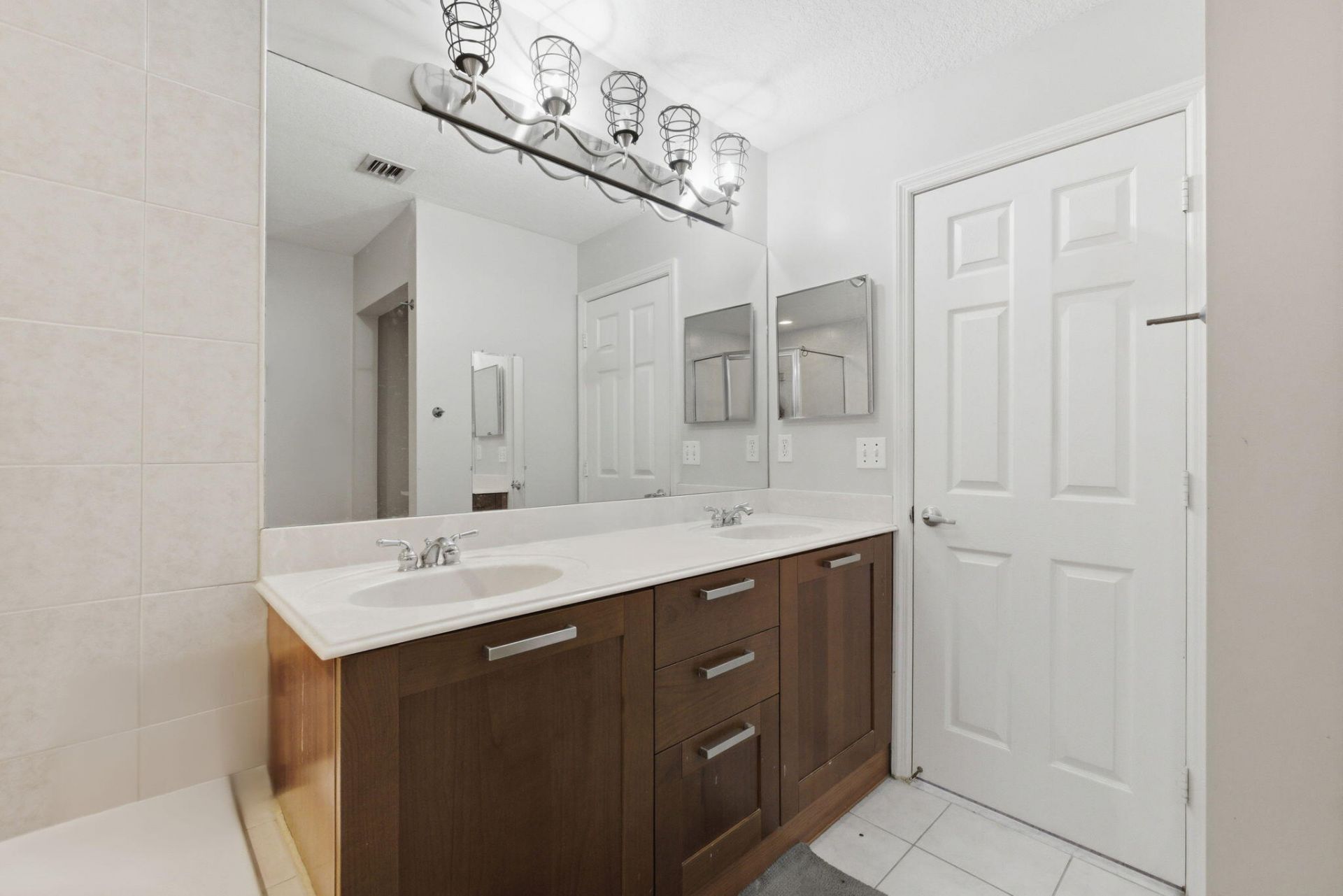 710 SW 4th Avenue, Fort Lauderdale, FL 33315 Photo