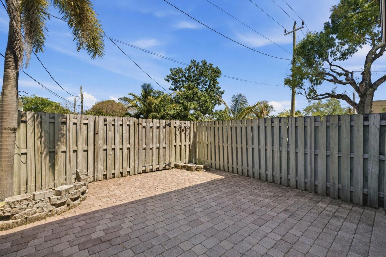 710 SW 4th Avenue, Fort Lauderdale, FL 33315 Photo