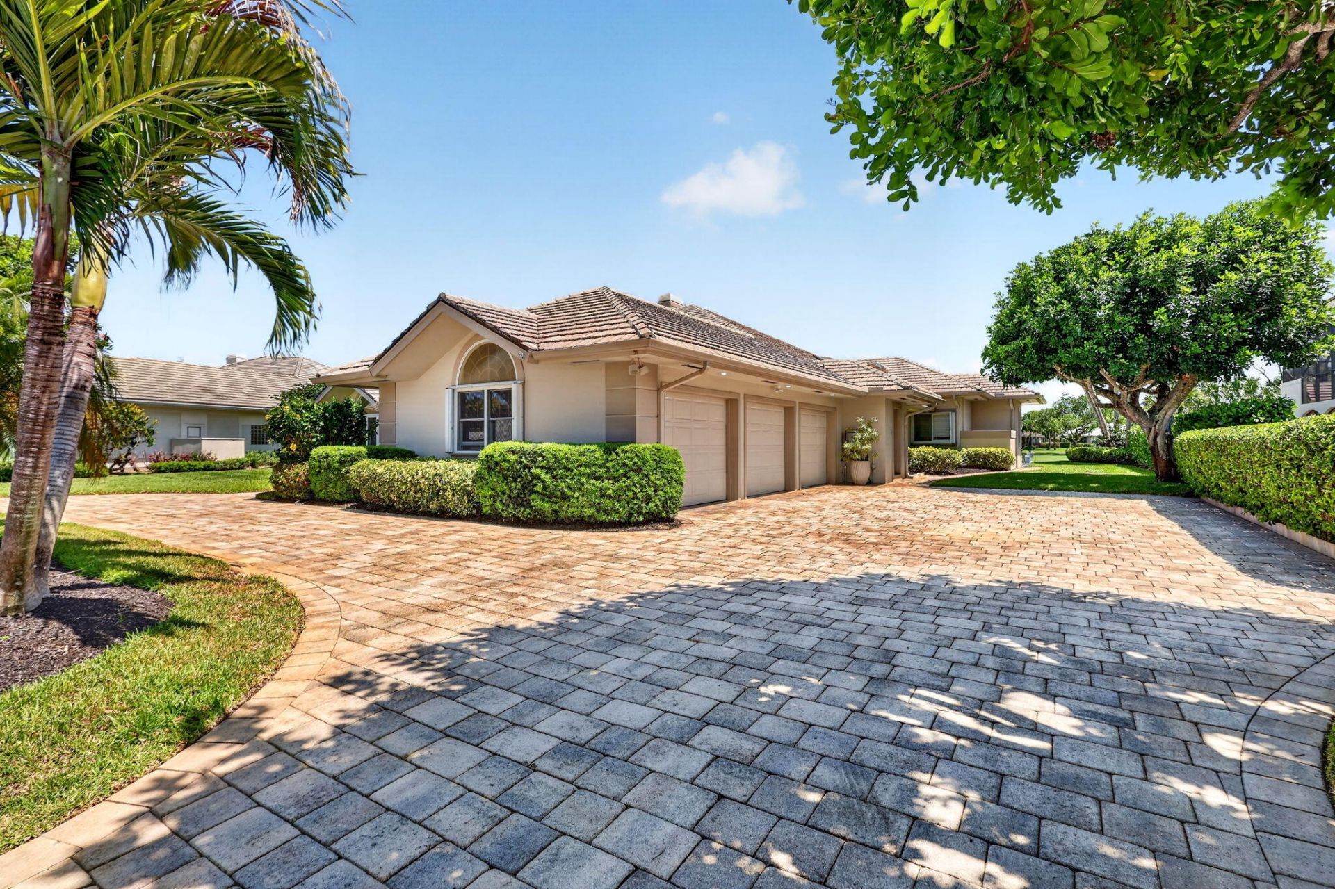 6711 SE Barrington Drive, Stuart, FL 34997 Photo
